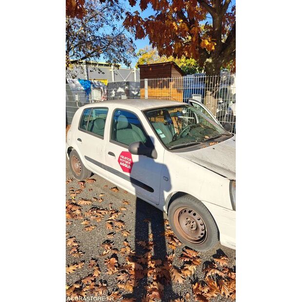 2009 Renault Clio-46358037