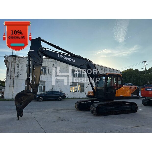 2023 Hyundai R220LC-9S-46358687