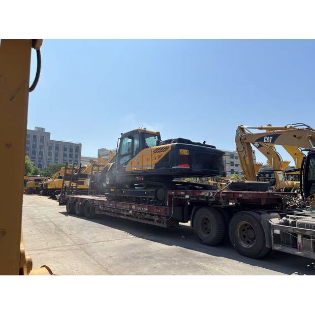 2023 Hyundai R220LC-9S-46358690