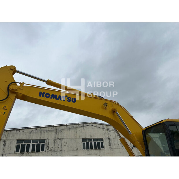 2022 Komatsu PC220-7-46358723