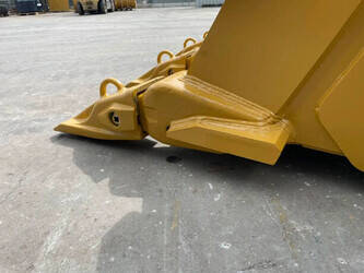 2026-caterpillar-988k-1438693-46359359