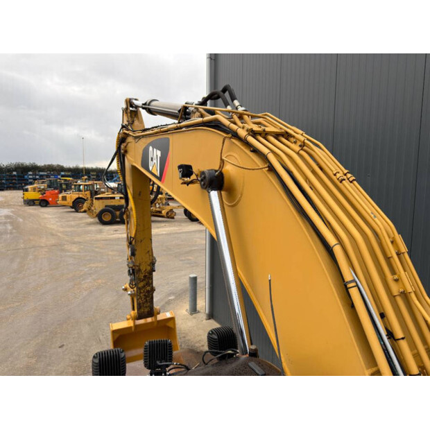 2008 Caterpillar 320DL-46360063