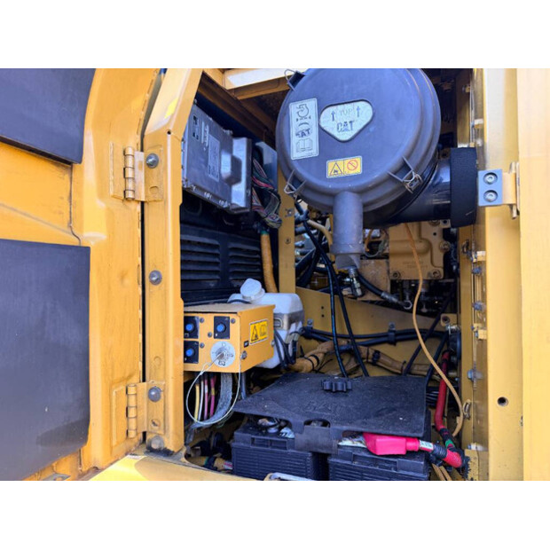 2007 Caterpillar 320DL-46360129
