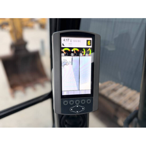 2016 Caterpillar 320FL-46360180