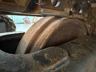 2019-caterpillar-323-07b-70-good-u-c-46360225