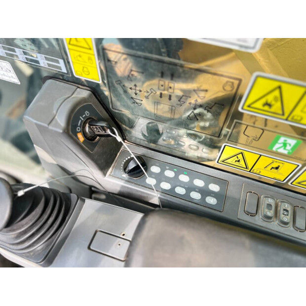 2017 Caterpillar 352F-46360440