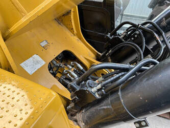 2015-caterpillar-352fl-me-46360486