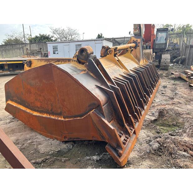 2012 كاتربيلر D11T-46360572