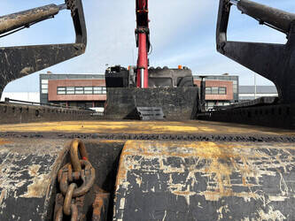 2011-volvo-fe-1438820-46360978