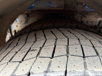 2011-volvo-fe-1438820-46360982