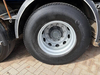 2011-volvo-fe-1438820-46360983