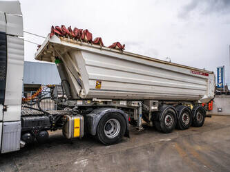 Image de REMORQUES BASCULANTES 2017 Tecnokar OTHERS