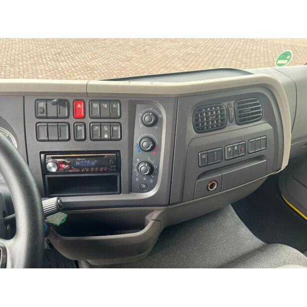 2018 DAF LF 210 FA 12 TN-46361287