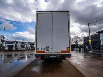 2016-mercedes-benz-actros-2545-1438833-46361343