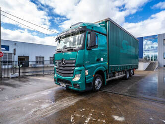 2016-mercedes-benz-actros-2545-1438833-46361350