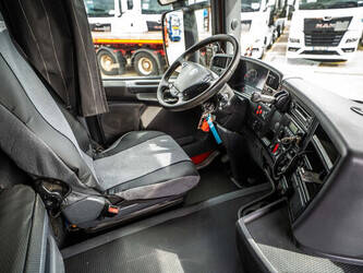 2011-scania-g480-1438834-46361411