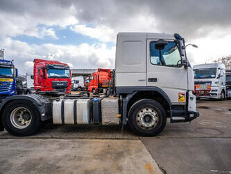 2010-volvo-fmx-420-1438836-46361437