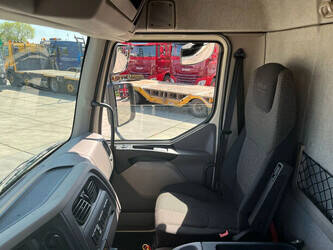 2014-daf-lf-220-fa-1438839-46361588