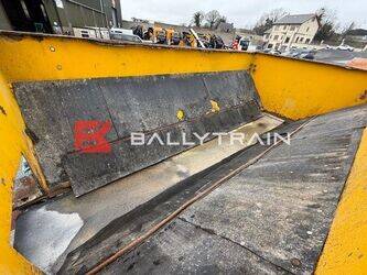 other-1438903-46370380