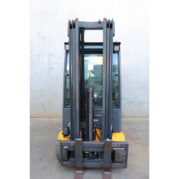 2013 Jungheinrich EFG 318k 500 DZ-46370905