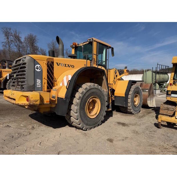 2008 فولفو L150F-46371226