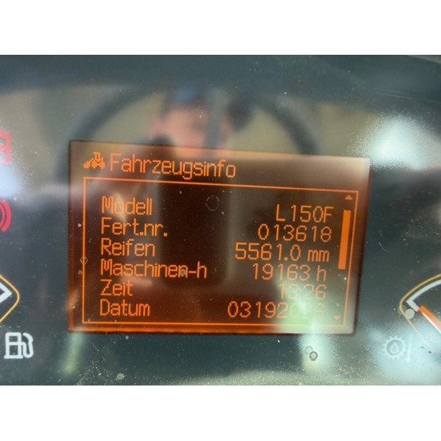 2008 فولفو L150F-46371231