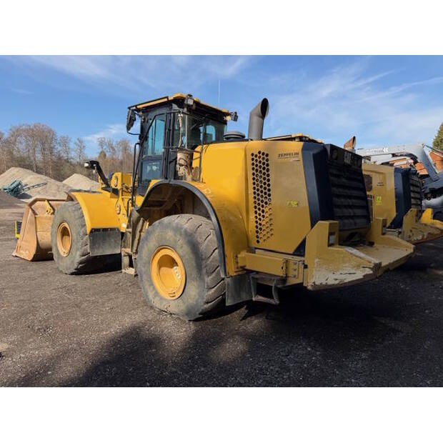 2017 Caterpillar 972M-46371327