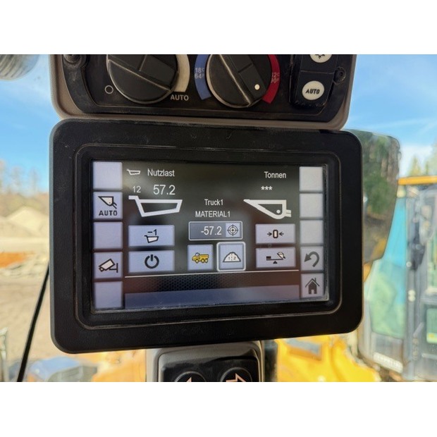 2017 Caterpillar 972M-46371329