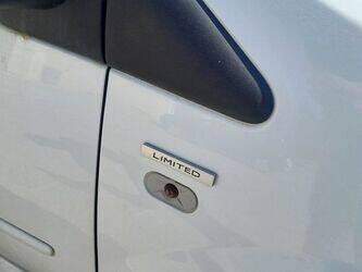 2014-renault-twingo-1438921-46377085