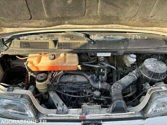 2002-peugeot-boxer-1438926-46377186