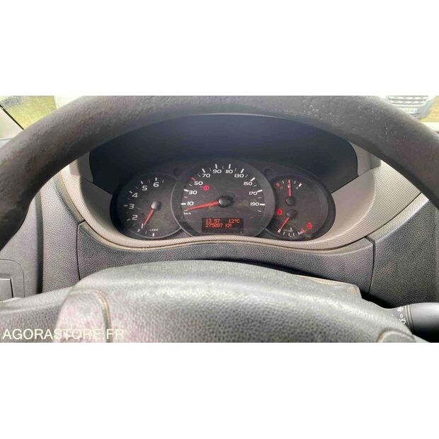 2012 Renault Master-46377208