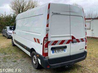 2012-renault-master-1438927-46377215