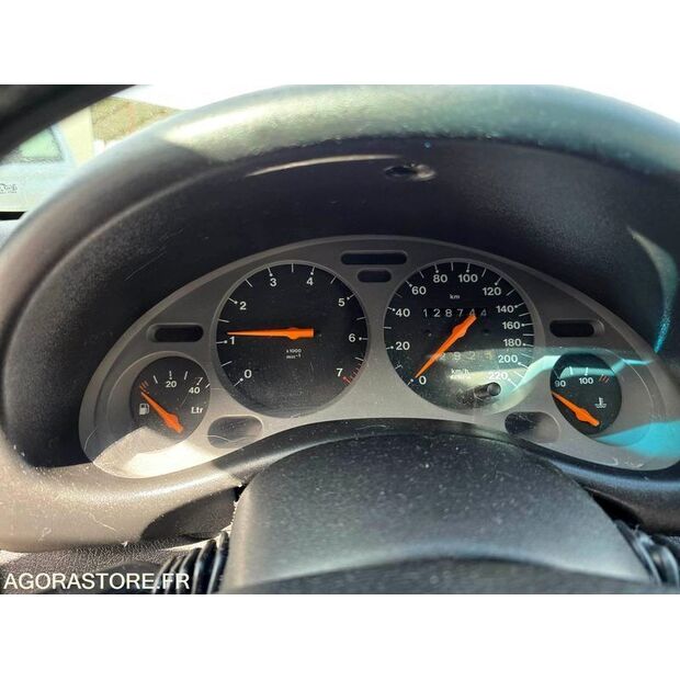 1999 أوبل TIGRA-46377258