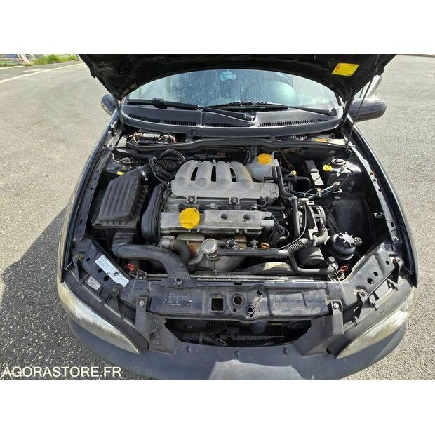 1999 أوبل TIGRA-46377261