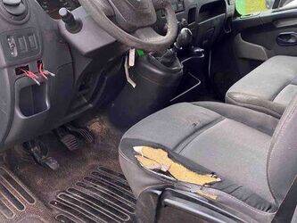 2013-renault-master-1438935-46377308