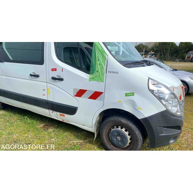 2013 رينو Master-46377313