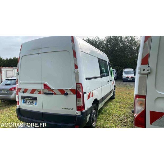 2013 رينو Master-46377335