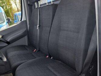 2017-mercedes-benz-sprinter-1438937-46377383