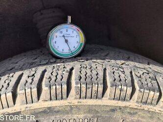 2017-mercedes-benz-sprinter-1438937-46377404