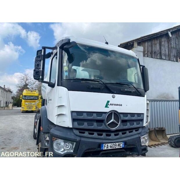 2018 مرسيدس بنز Arocs-46377506