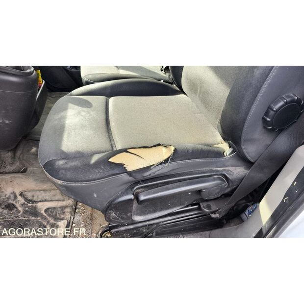 2019 Renault Master-46377661