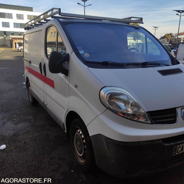 2012 رينو Trafic-46377734