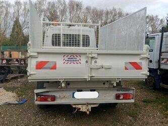 2012-renault-master-1438974-46377807