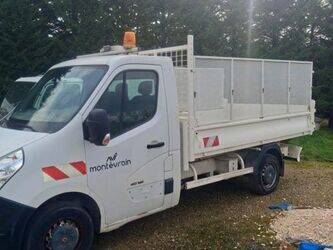 2012-renault-master-1438974-46377809