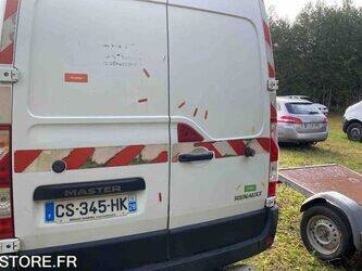 2013-renault-master-1438980-46377873