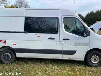 2013-renault-master-1438980-46377877