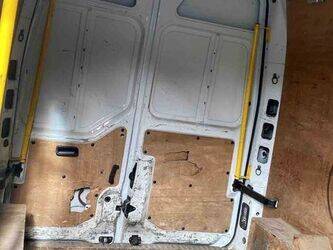 2013-renault-master-1438980-46377881