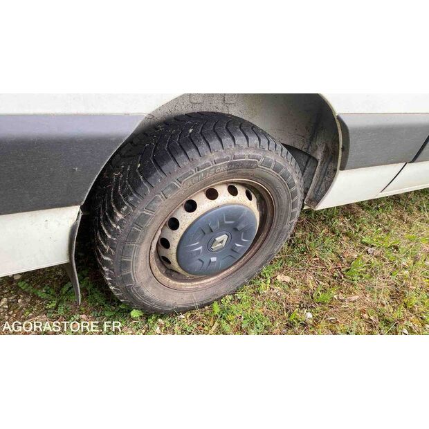 2013 Renault Master-46377890