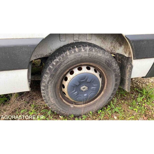 2013 Renault Master-46377891