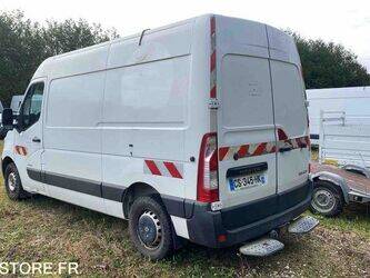 2013-renault-master-1438980-46377894